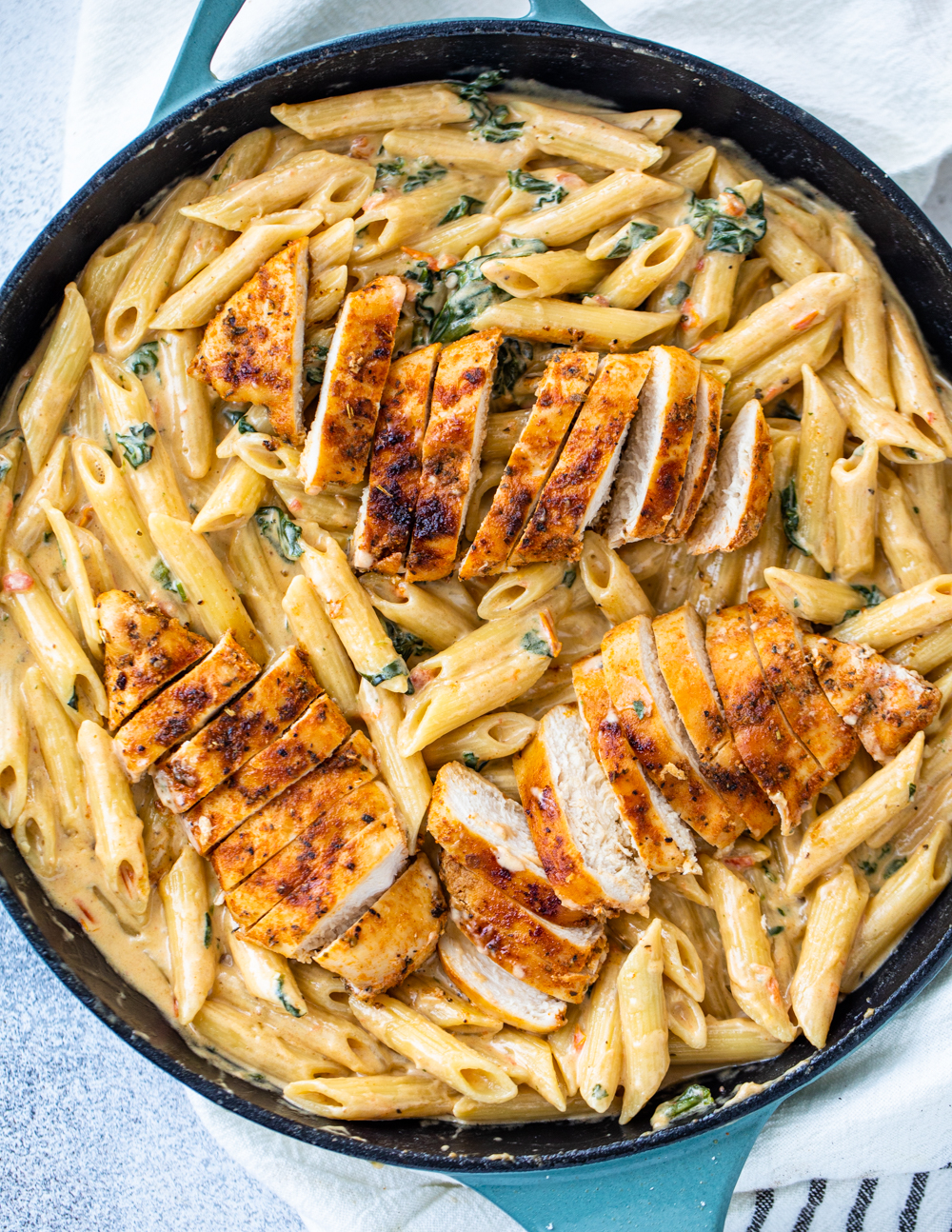 Creamy Garlic Chicken Pasta